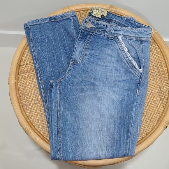 Democracy Jeans Straight Leg Faded Light Wash Denim Crochet Trim Women's size 6 - Picture 2 of 8